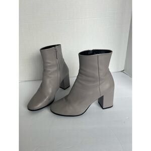BALENCIAGA Gray Glove Leather Zip Up Chunky Heel Round Toe Ankle Boots 7  EU 37